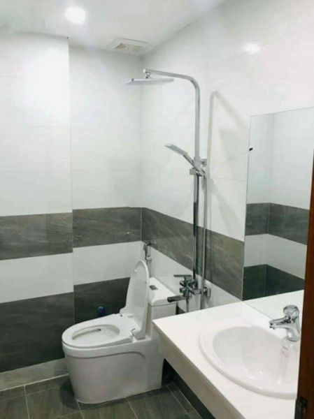 Bán nhà 4 tầng gần ĐH Công Nghiệp, ĐH Thành Đô Hà Nội